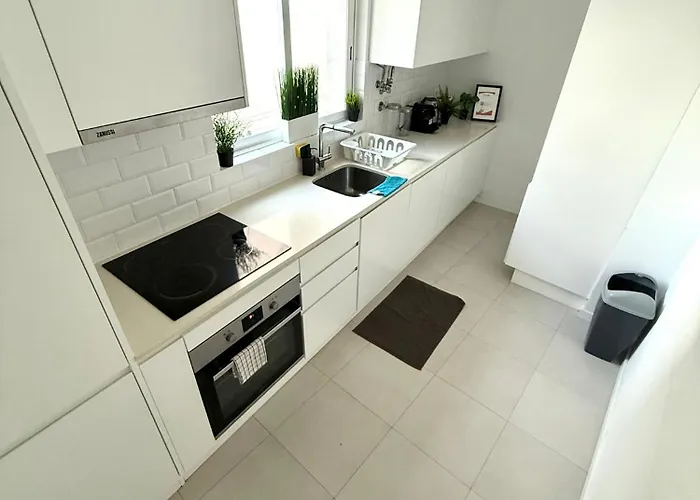 The Crespo House 3d - * Lisboa